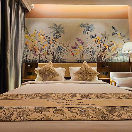 The Palm Suite At Lava Mansion Τζωρτζ Τάουν Εξωτερικό φωτογραφία